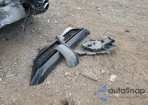 2022 Genesis Gv70 Base from USA, damaged, VIN KMUMCDTC2NU041801